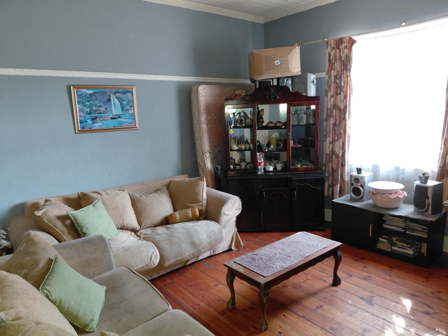 2 Bedroom Property for Sale in Uitenhage Central Eastern Cape